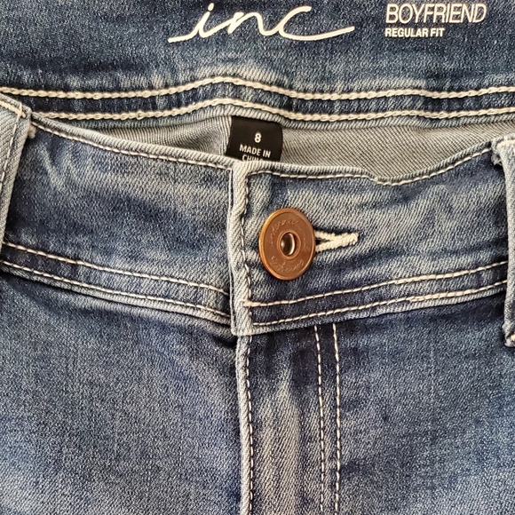 INC International Concepts Blue Distressed Leopard Patch Boyfriend Jean Size 8 - Picture 3 of 8